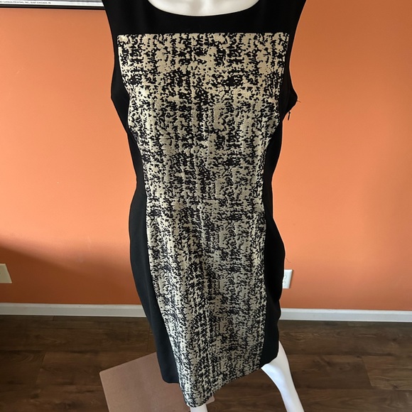 CLASSIQUES ENTIER black and gold sleeveless cocktail dress - Picture 3 of 9